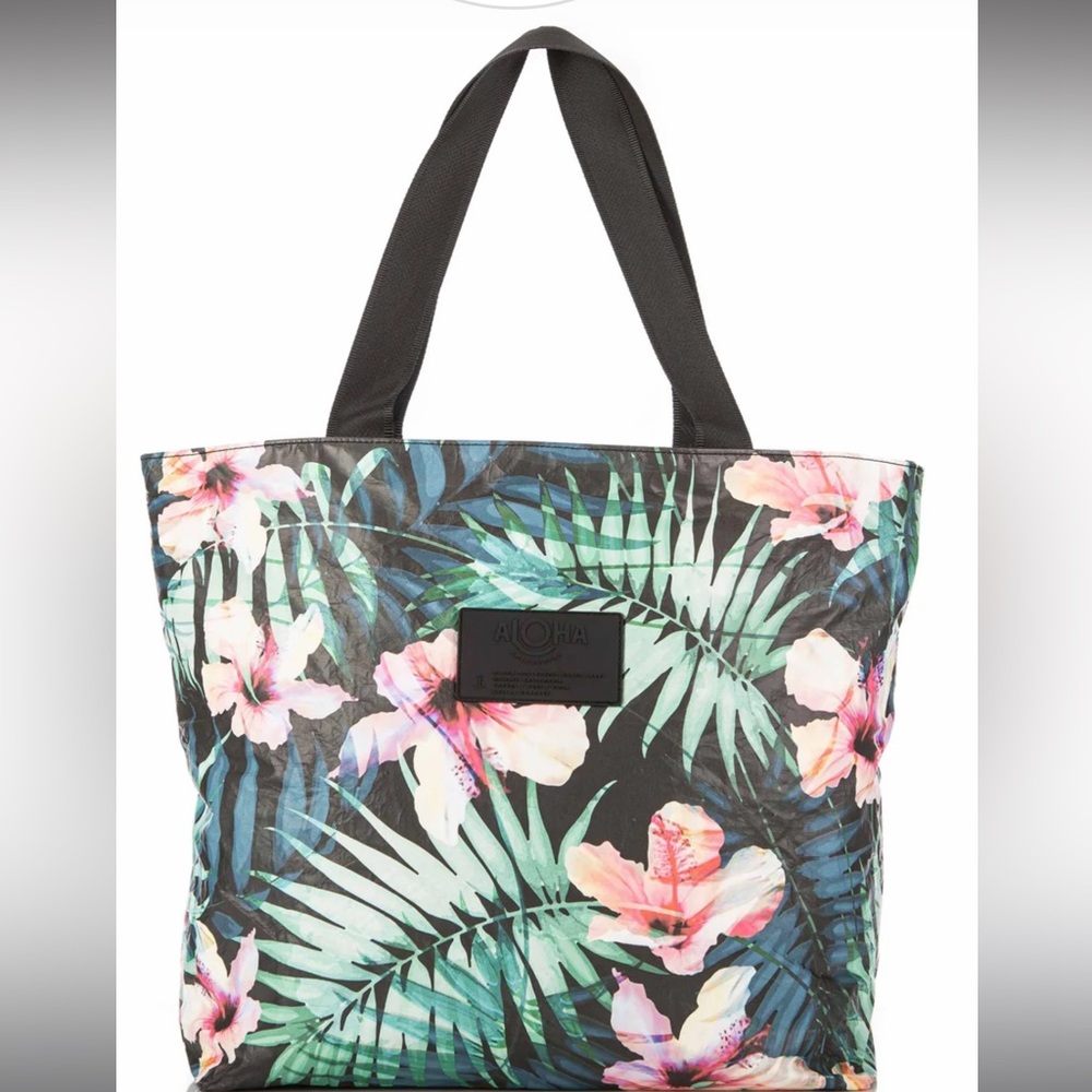 Like New/EUC Aloha Collection Day Tripper
